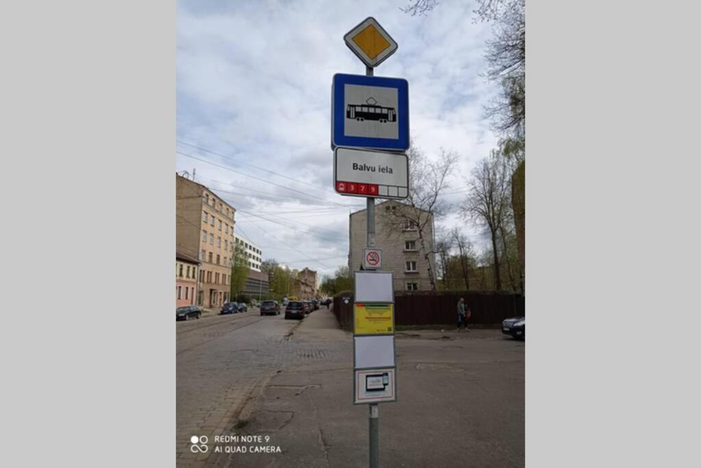Latgales139 6 Can Stay Park In Front Of The House Free Parking Behind The Fence Self Check In Out Riga Exteriér fotografie